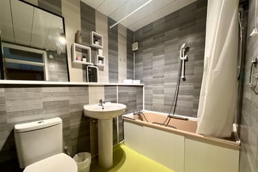 2 bed flat, Blackfriars Court, Newcastle Upon Tyne, Newcastle, NE14XB - Image 5